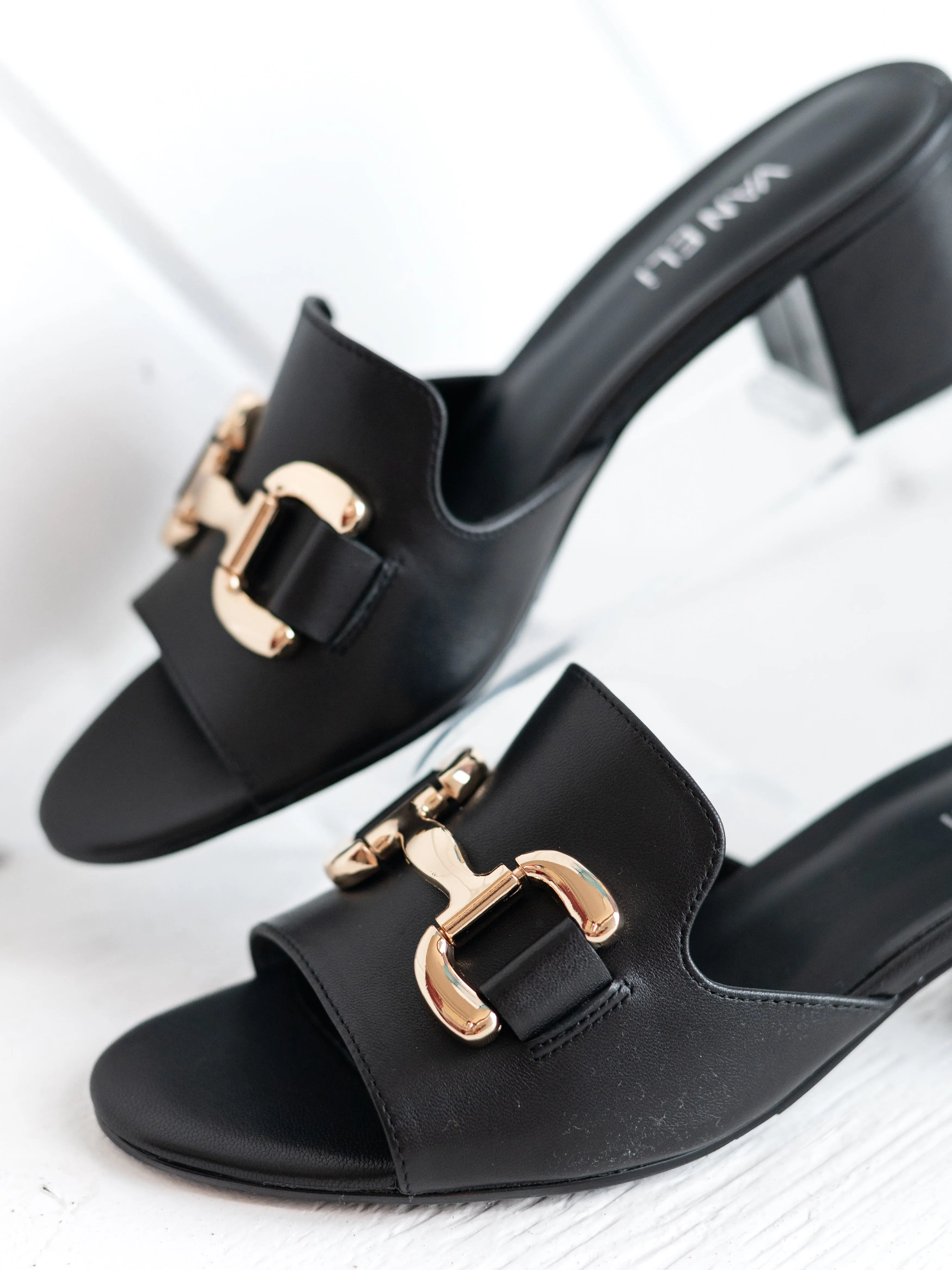 Oksana Black Leather by Vaneli