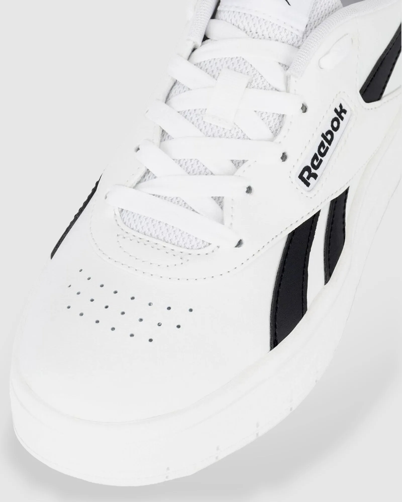 REEBOK COURT ADVANCE SURGE SNEAKERS